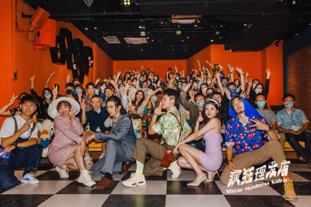 爱游戏注册平台蒂姆重返赛场，夺冠首场状态出色，MAD观众沸腾！