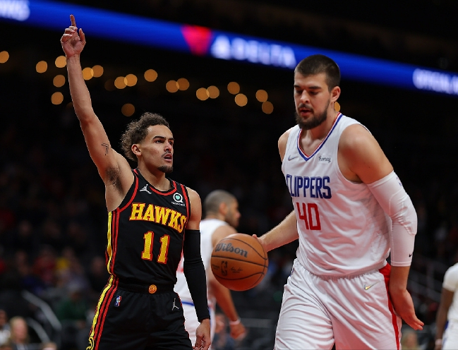 AYX体育赛事直播蒂姆巅峰对决，穆雷与30激战MAD分钟，比分优势明显胜负难料！(蒂姆和穆雷)