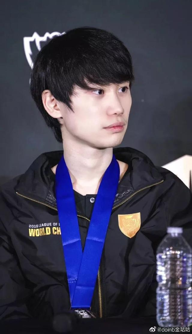 AYX体育平台 Doinb迎来七赛季高光表现，G2球迷沸腾！